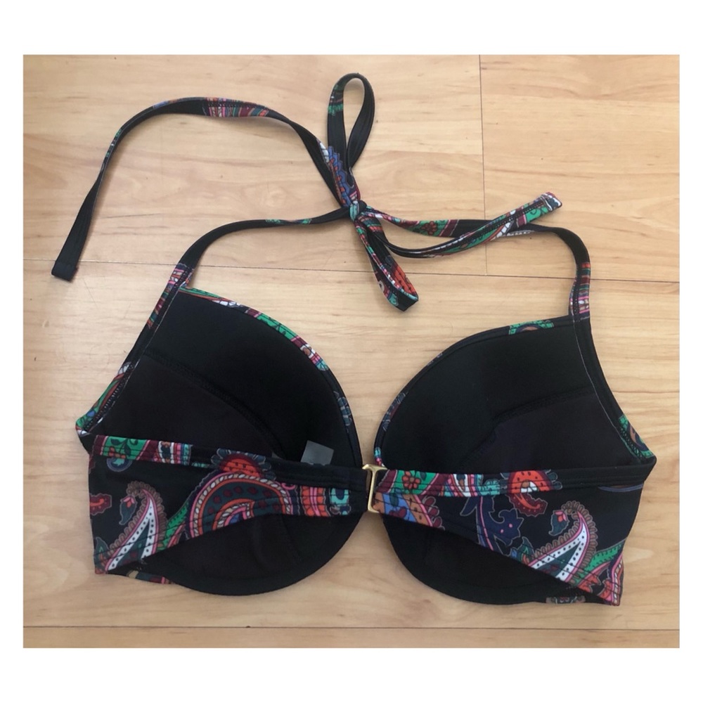 String Halter VS Top - Picture 2 of 3